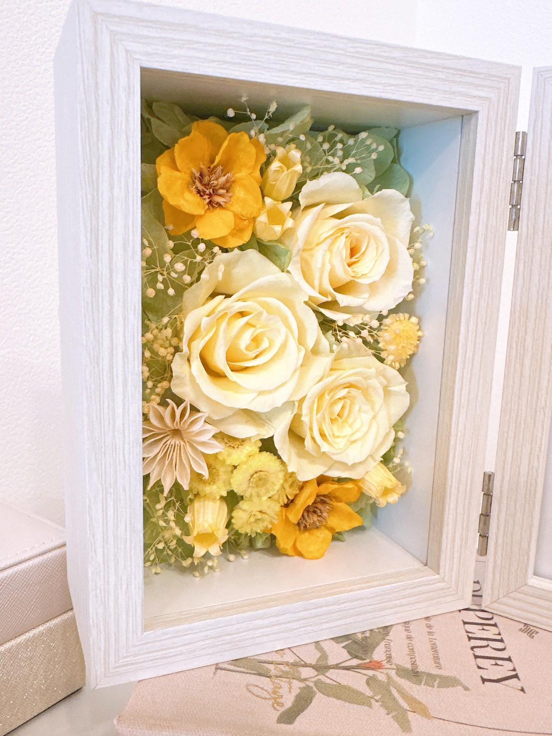 【プレミアム仕様フォトフレーム】 写真立て ボックスアレンジ バラ3輪 結婚 出産 長寿祝 仏花 供花 ペットメモリアル | 7枚目